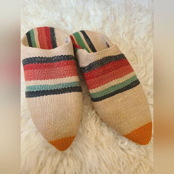 NWT Upcycled Moroccan Rug Slippers Size L [Womens 8.5-9.5] - Picture 9 of 9